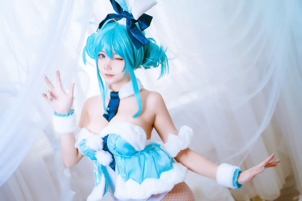 Seya-狮砸 初音白兔女郎-erohere8.webp